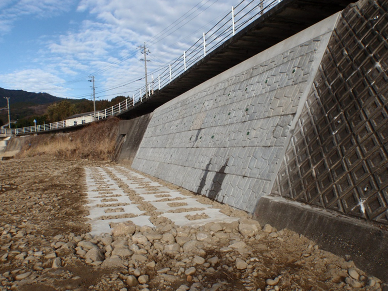 二級河川安濃川（芸濃町雲林院）河川災害復旧工事